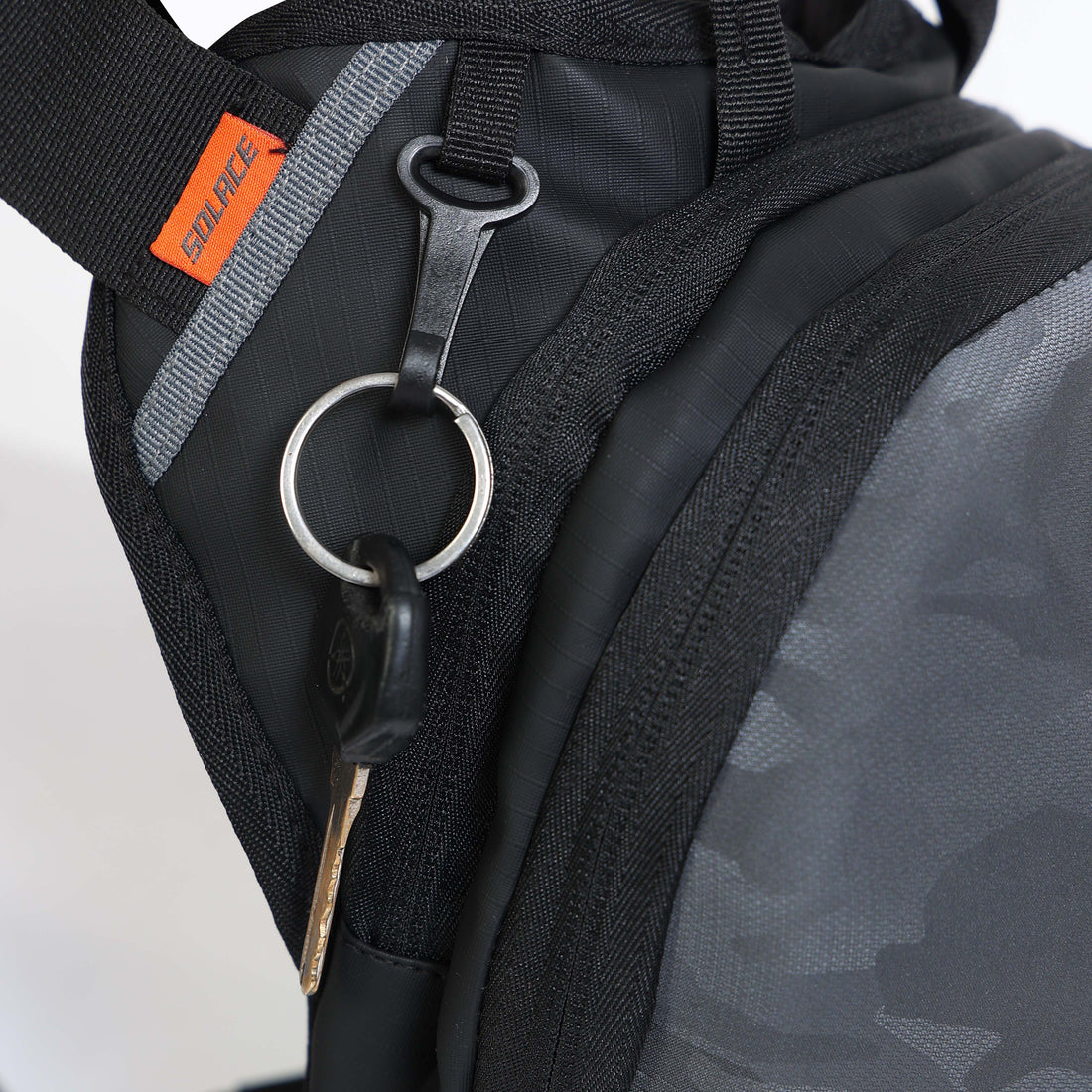 Exo Thigh Bag - Black Camo