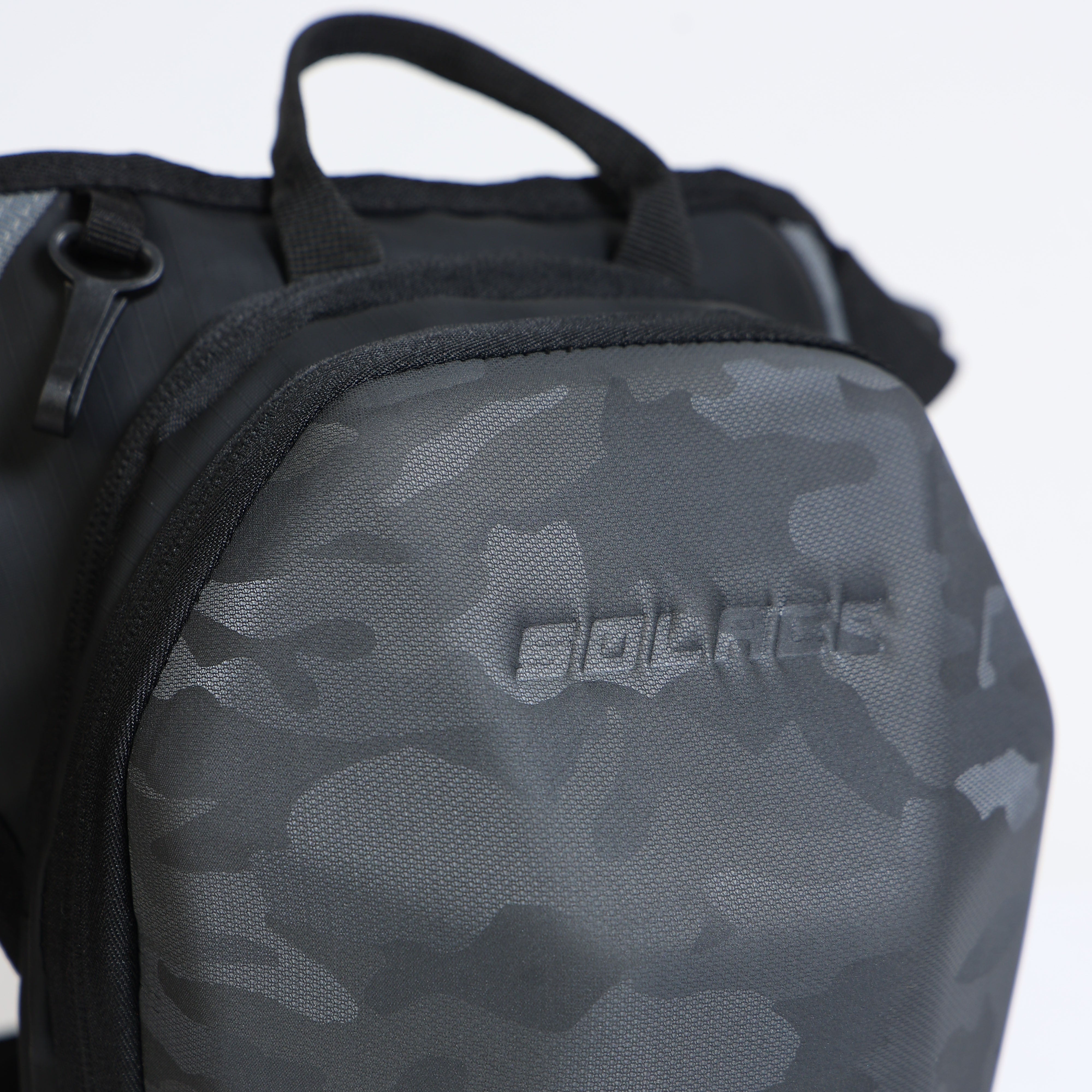 Exo Thigh Bag - Black Camo