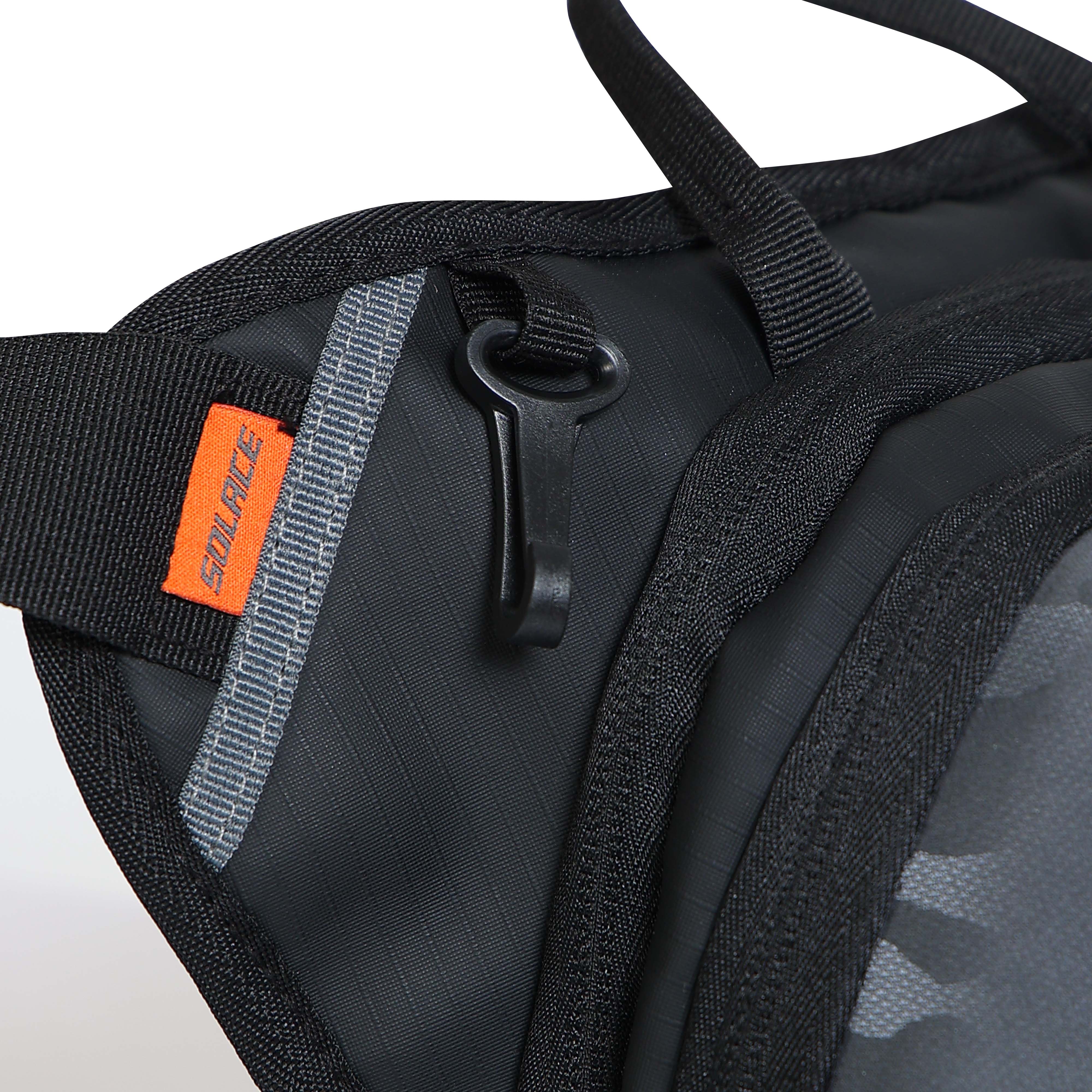 Exo Thigh Bag - Black Camo